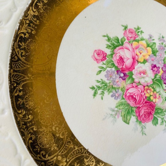 Atlas China Accents Atlas China Warranted 22 Carat Gold Trim Floral Vintage Dinner Platemade